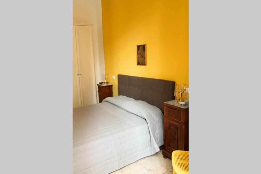A Casa Di Enza B&B Палермо Экстерьер фото